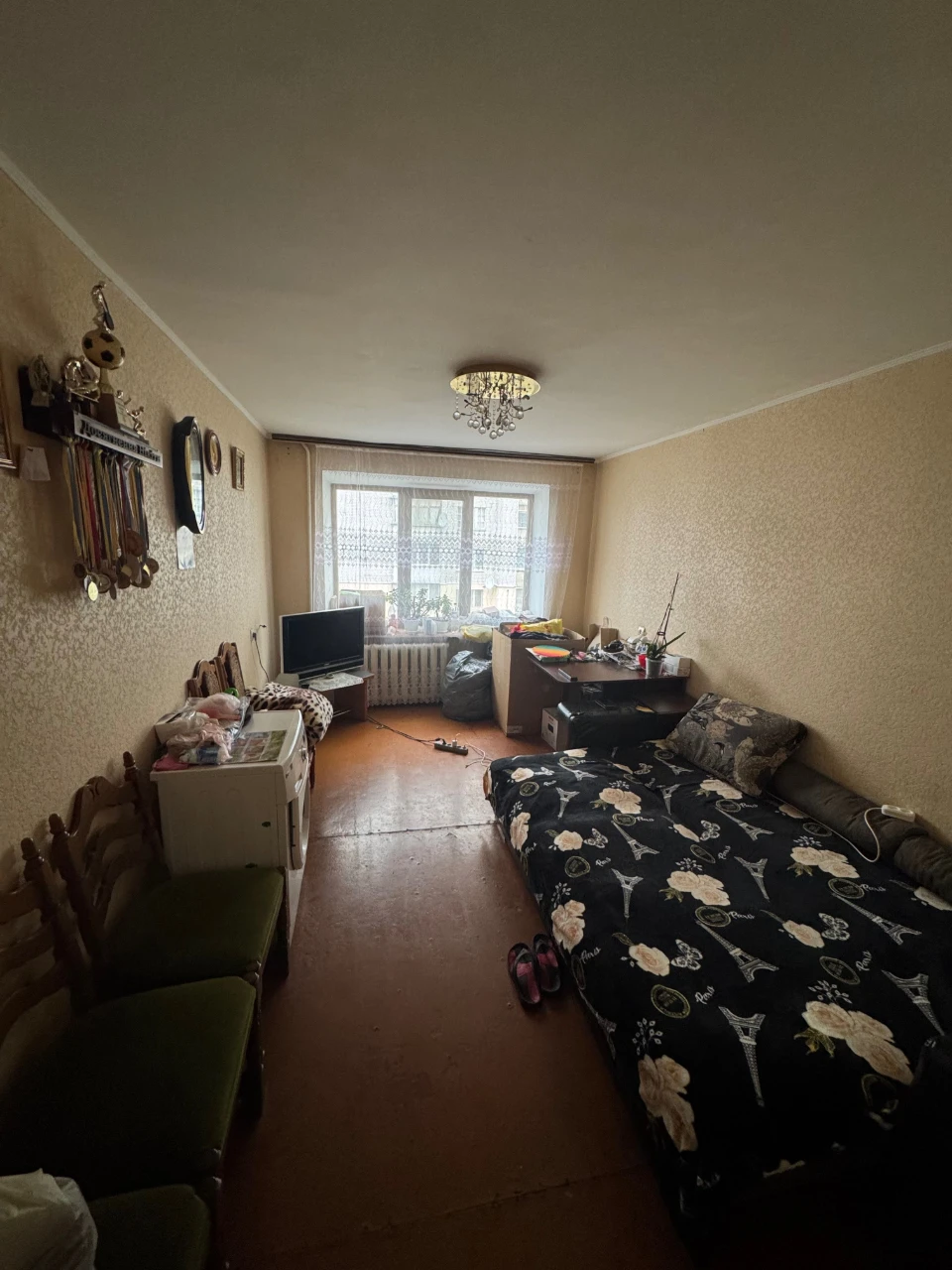 Продам 2 кім в центрі міста