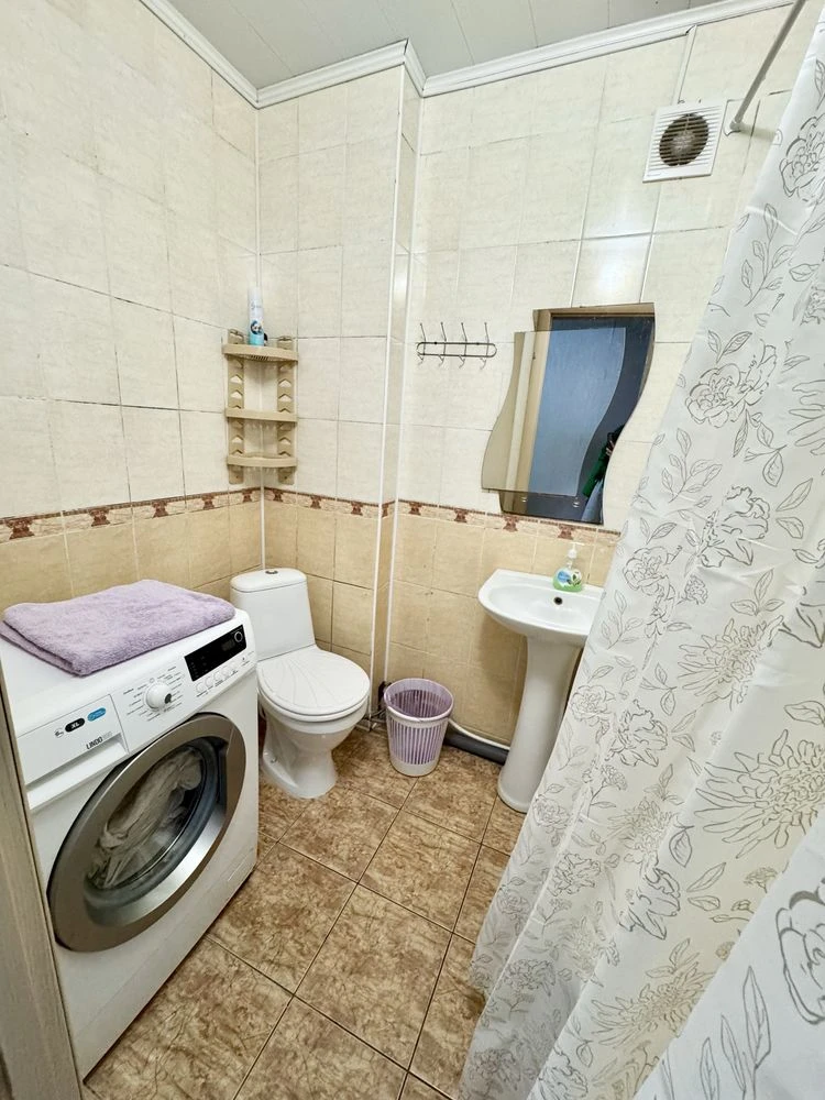 Продаж 2-х к. в корабельному районі (Океанівська)