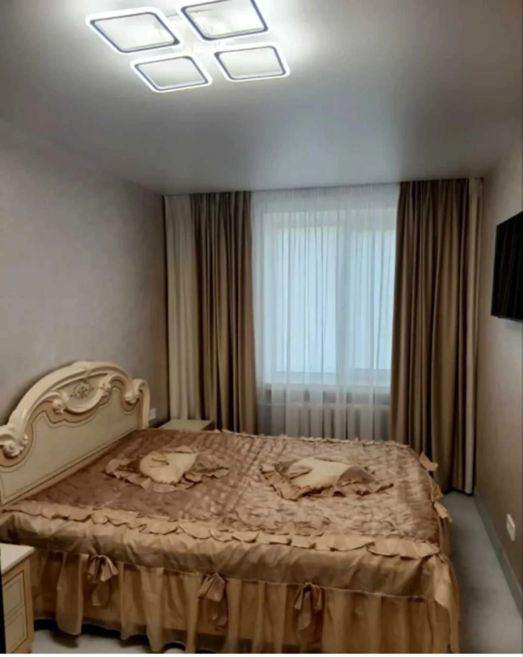 Продам 2 кімнатну квартиру в центрі