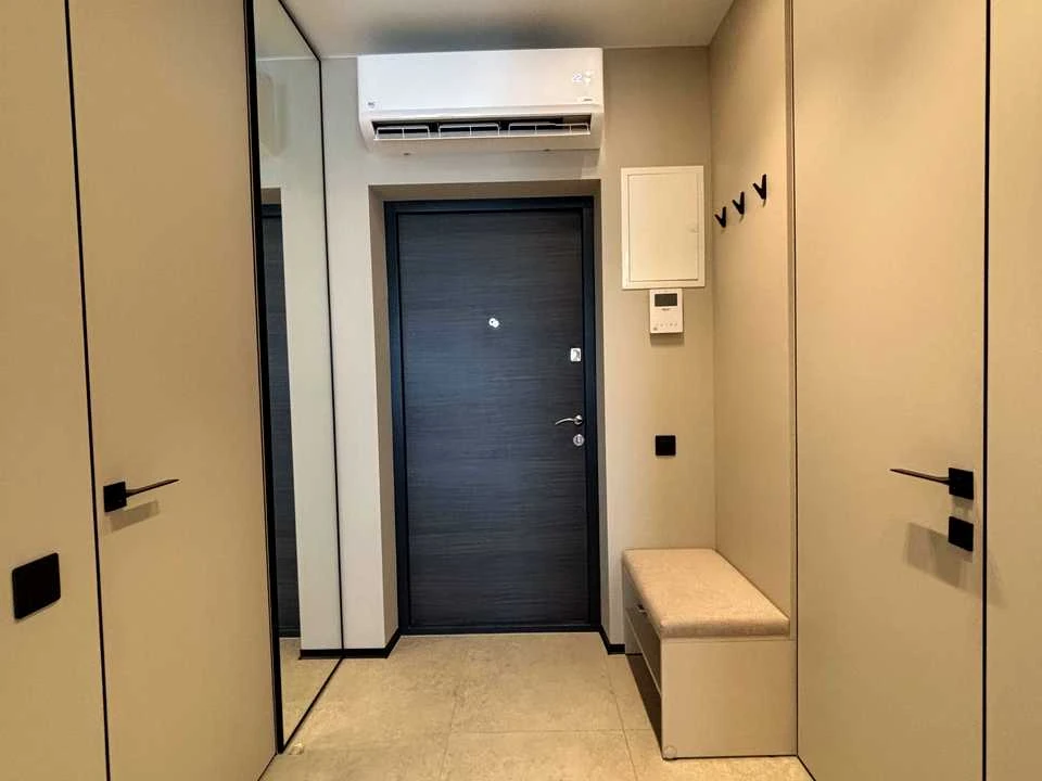 Apartment. Lviv, Horodotska St., 226a, building.