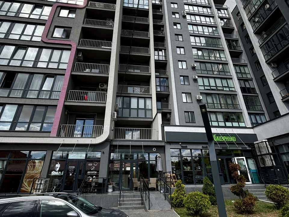 Apartment. Lviv, Horodotska St., 226a, building.