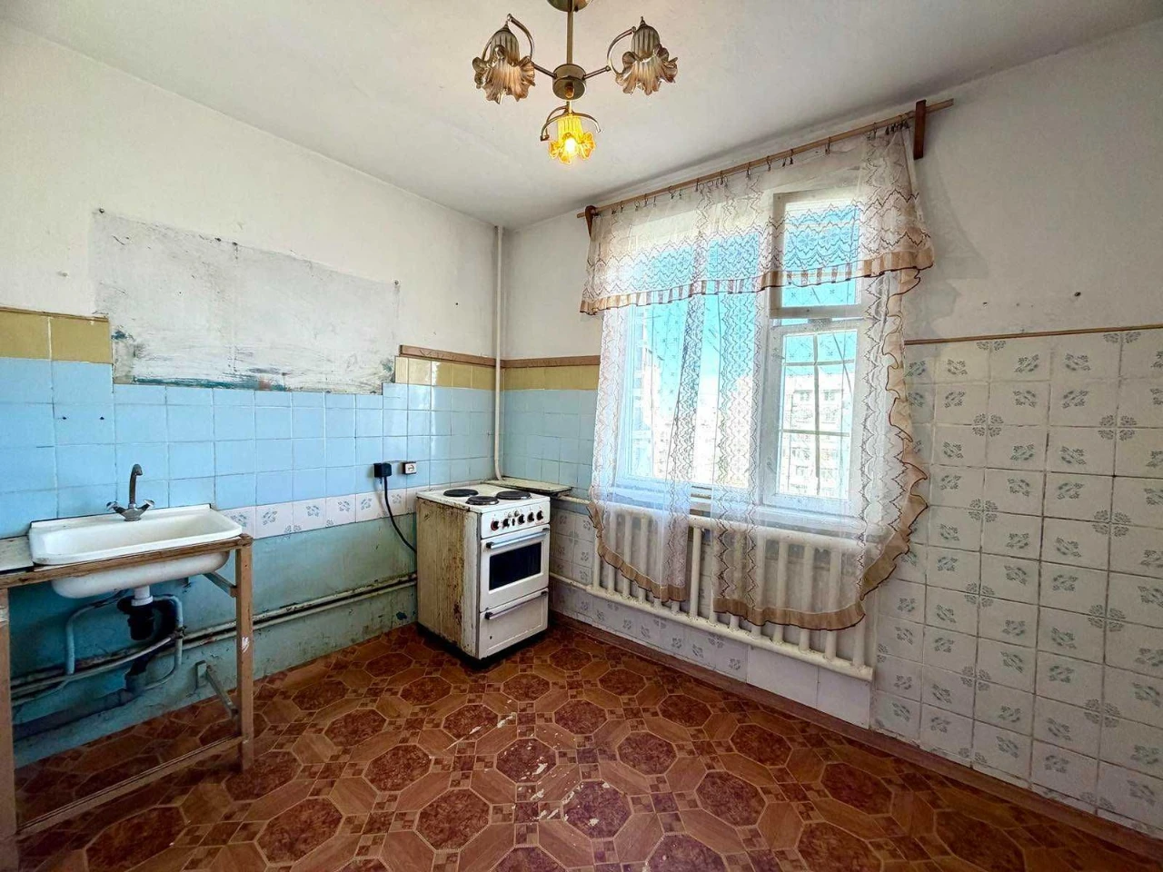Продаю 1к квартиру на пр.Центральном р-н Будинку вчителя. ц1