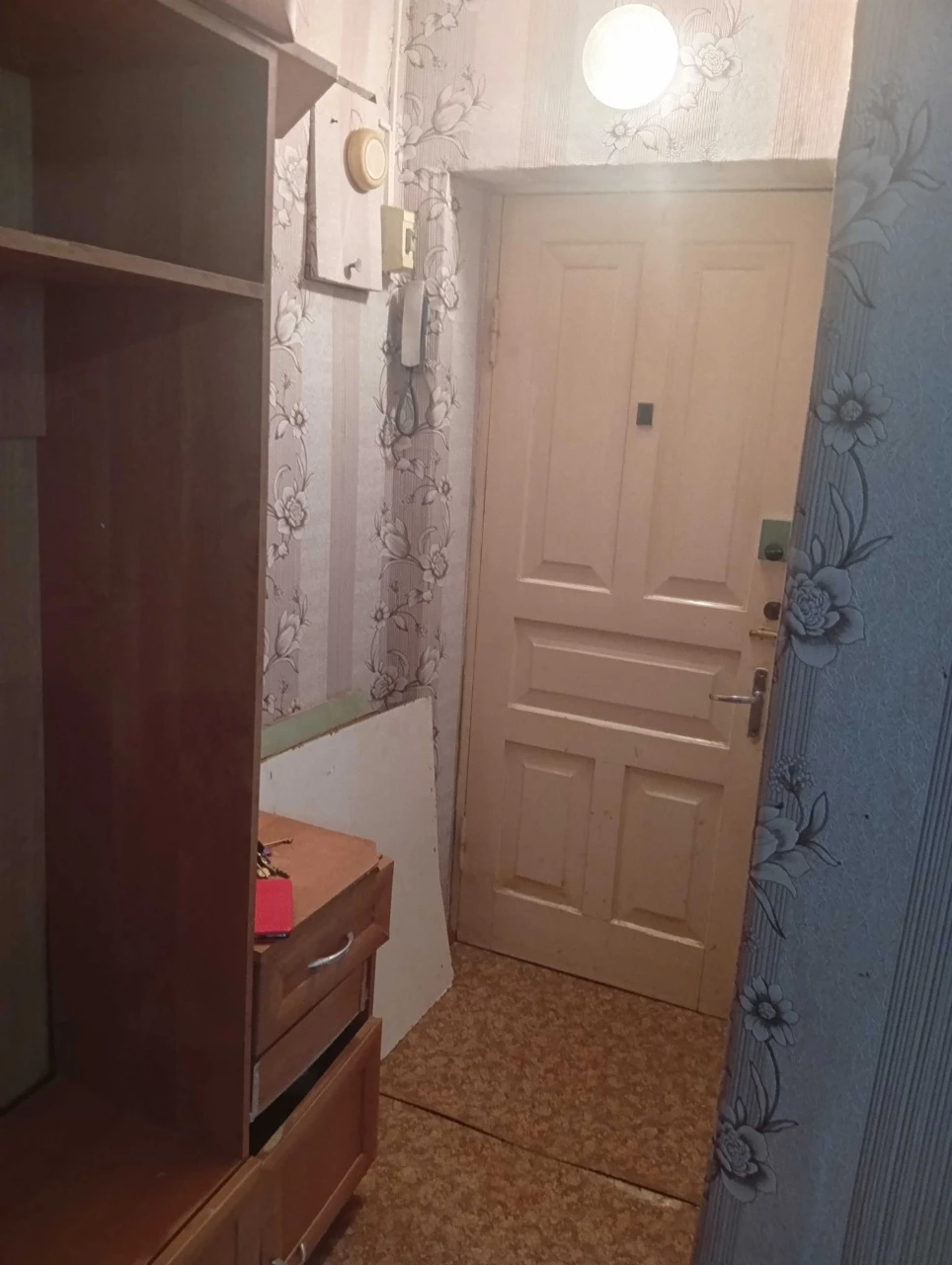 Продаю 2-х ком. квартиру ул. Авангардная
