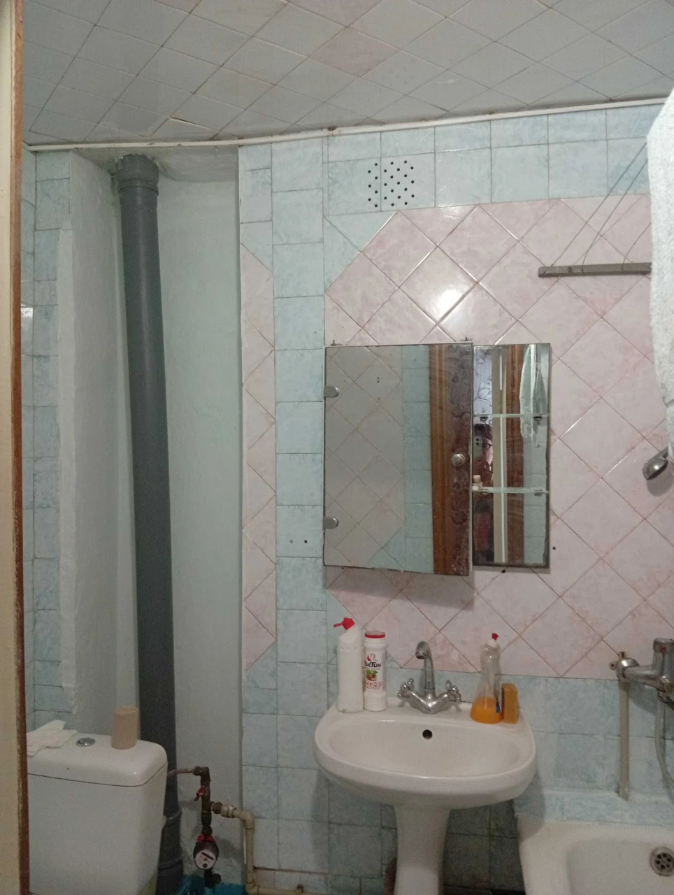 Продаю 2-х ком. квартиру ул. Авангардная
