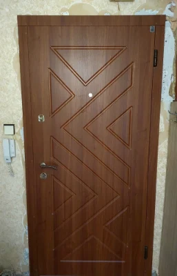 Продаж крупногабаритної двокімнатної квартири в центрі міста