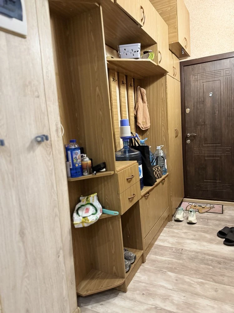 Продаж квартири на землі.