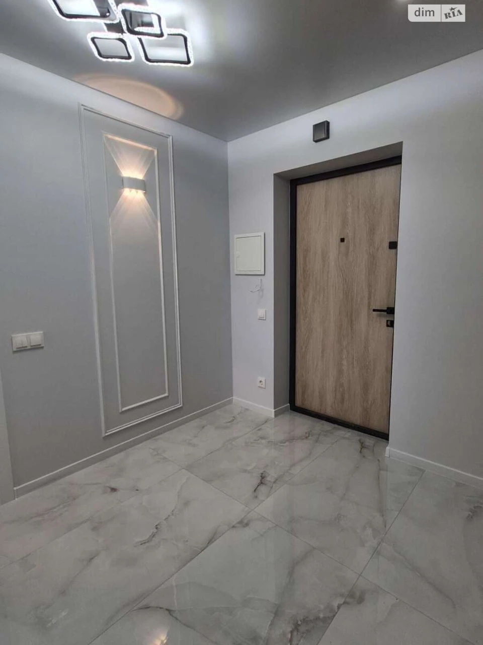 Продаж Квартира Аляска