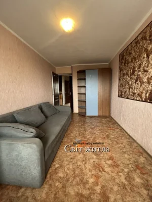 Продаж 2 к квартири в цегляному булинку