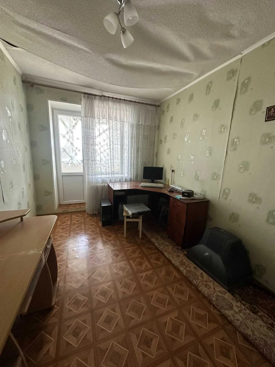 Продам 3-кімнатну квартиру в районі 13-ї Лінії