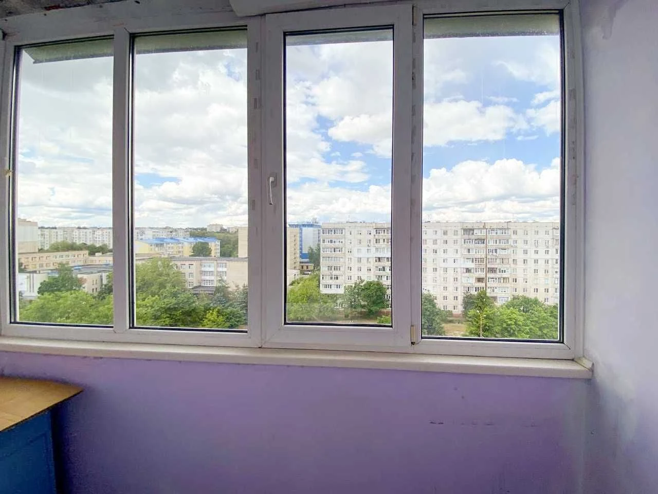 Простора трикімнатна квартиру на проспекті Свободи «ЄВідновл