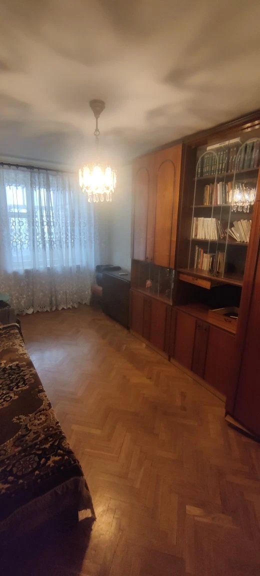 Продаётся 4-х комн.квартира Намыв ул .Озерная