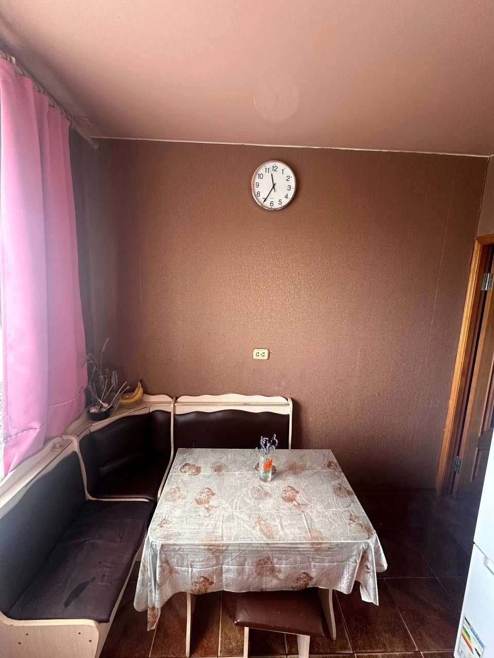 Продаж 2-кімнатної квартири на Героїв Крут