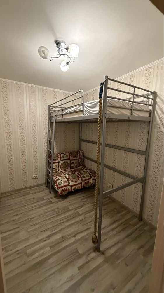 Продам 1-кімнатну квартиру 44,6 м² з автономним опаленням