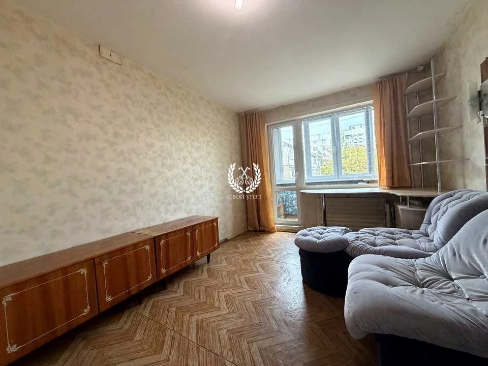 Квартира. Чернігів, Всіхсвятська вул.
