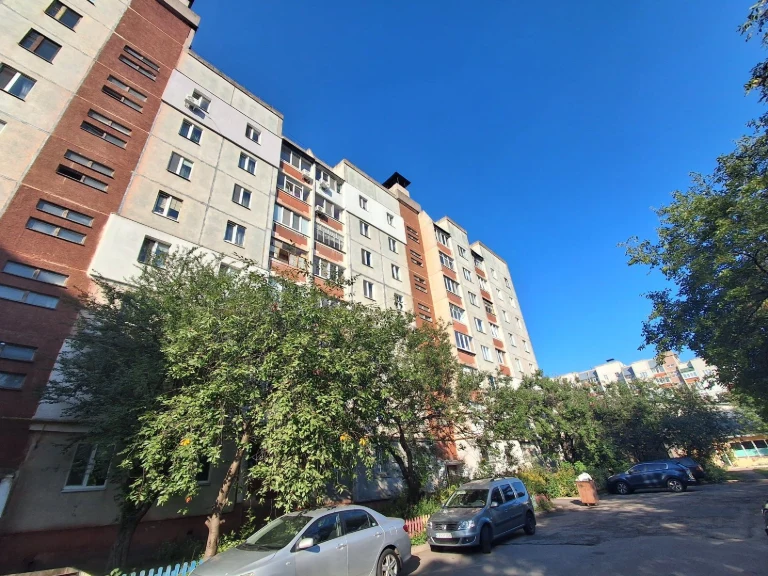 Продаж 3кімнатної квартири в самому центрі міста.
