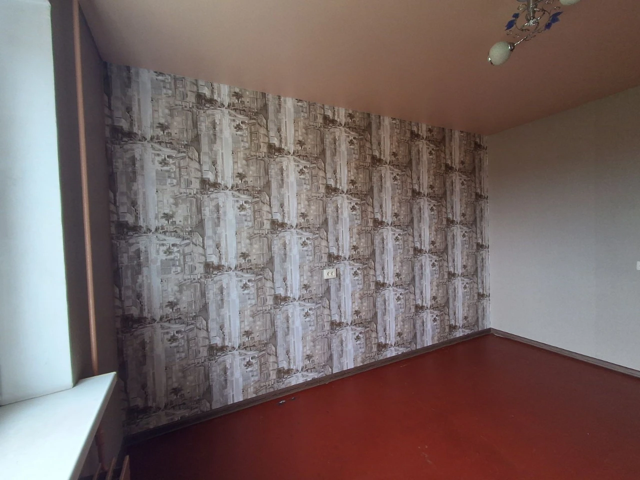 Продаж 3кімнатної квартири в самому центрі міста.