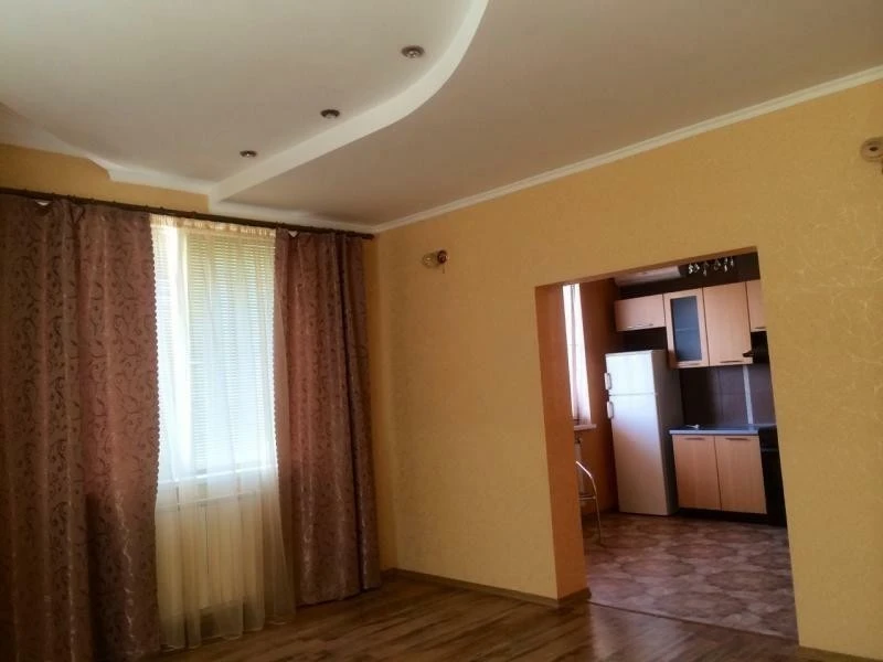 2-room apartment for sale 75 m², Heroes of Stalingrad Avenue.