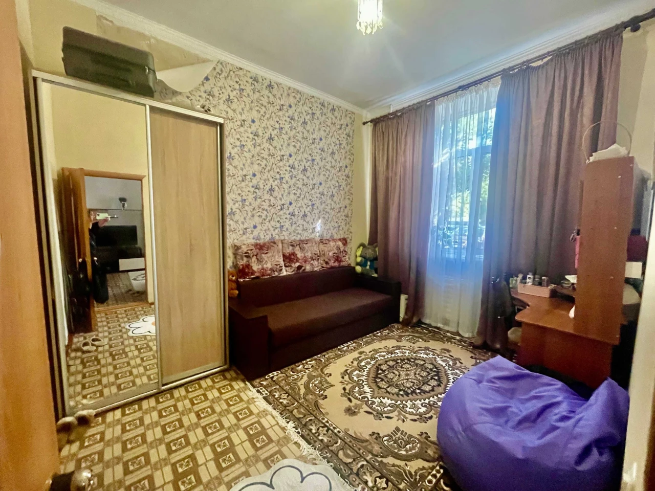 2-х кімнатна в комунальній квартирі. Ремзавод.