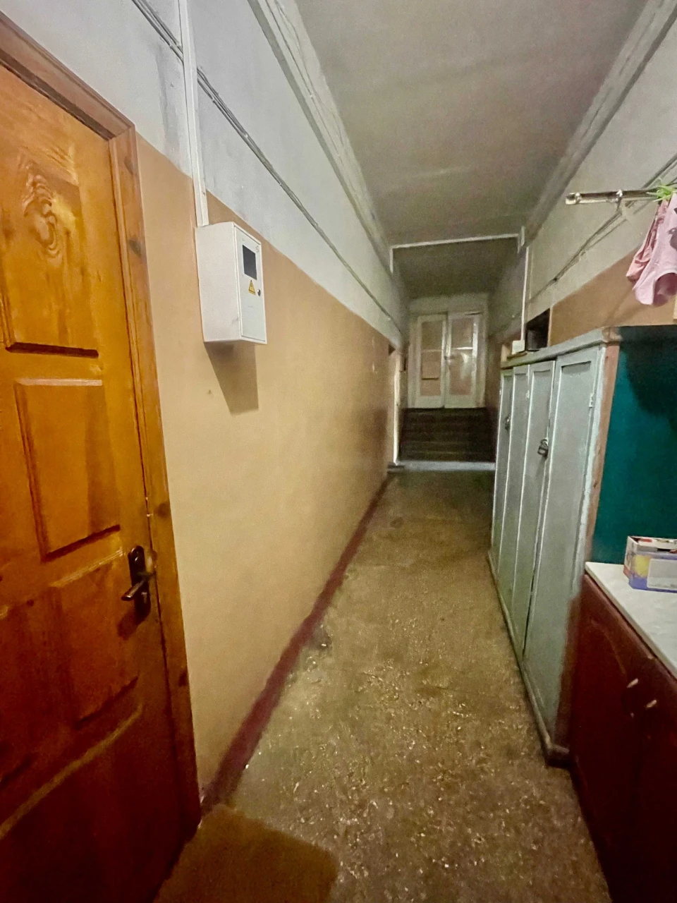 2-х кімнатна в комунальній квартирі. Ремзавод.