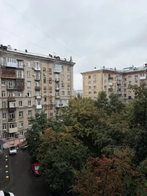 Продам 2 комнатную квартиру. Центр м. Площадь Конституции