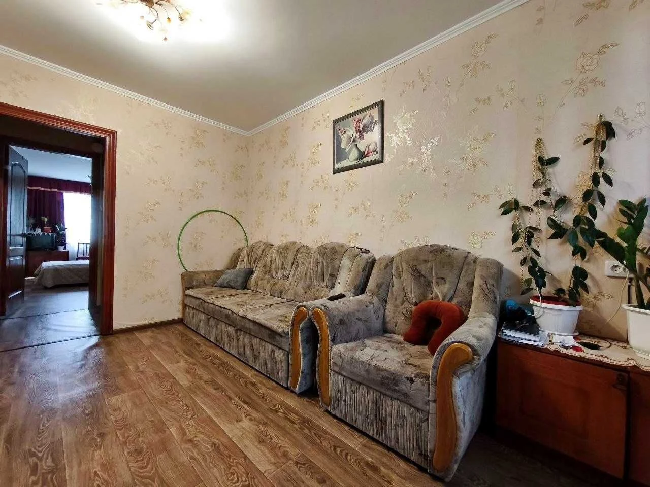 2-кімнатна квартира 44 м² — якісний ремонт, меблі, техніка (