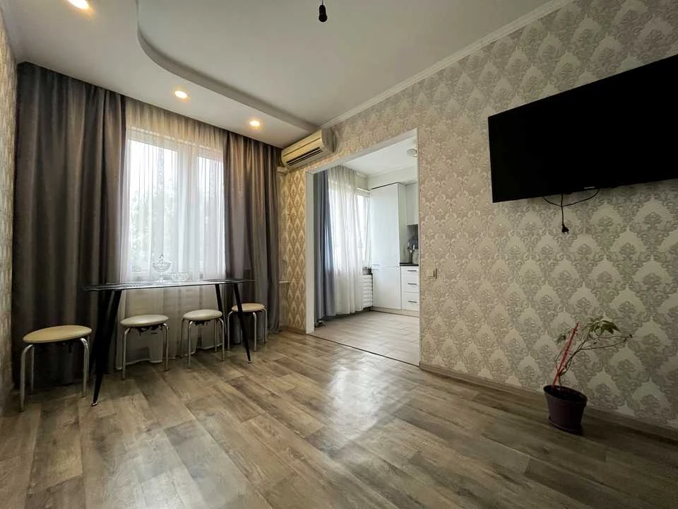 Квартира. Чернігів, Миру просп.