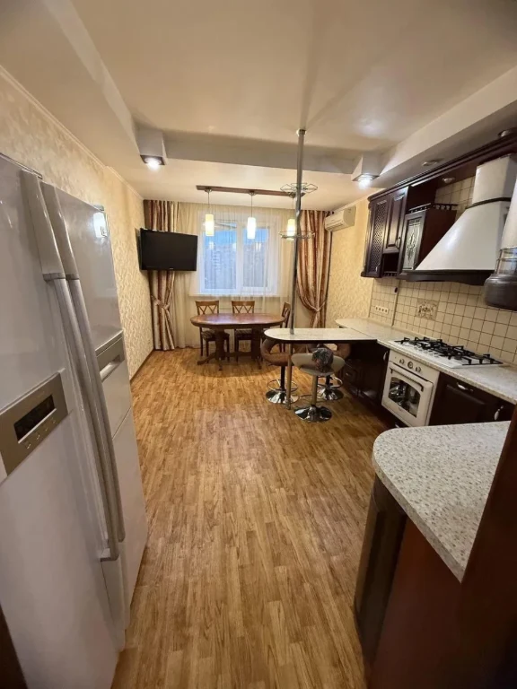Продам. 2к, квартиру. ЖК ул Белогорская, 1Б, Алексеевка