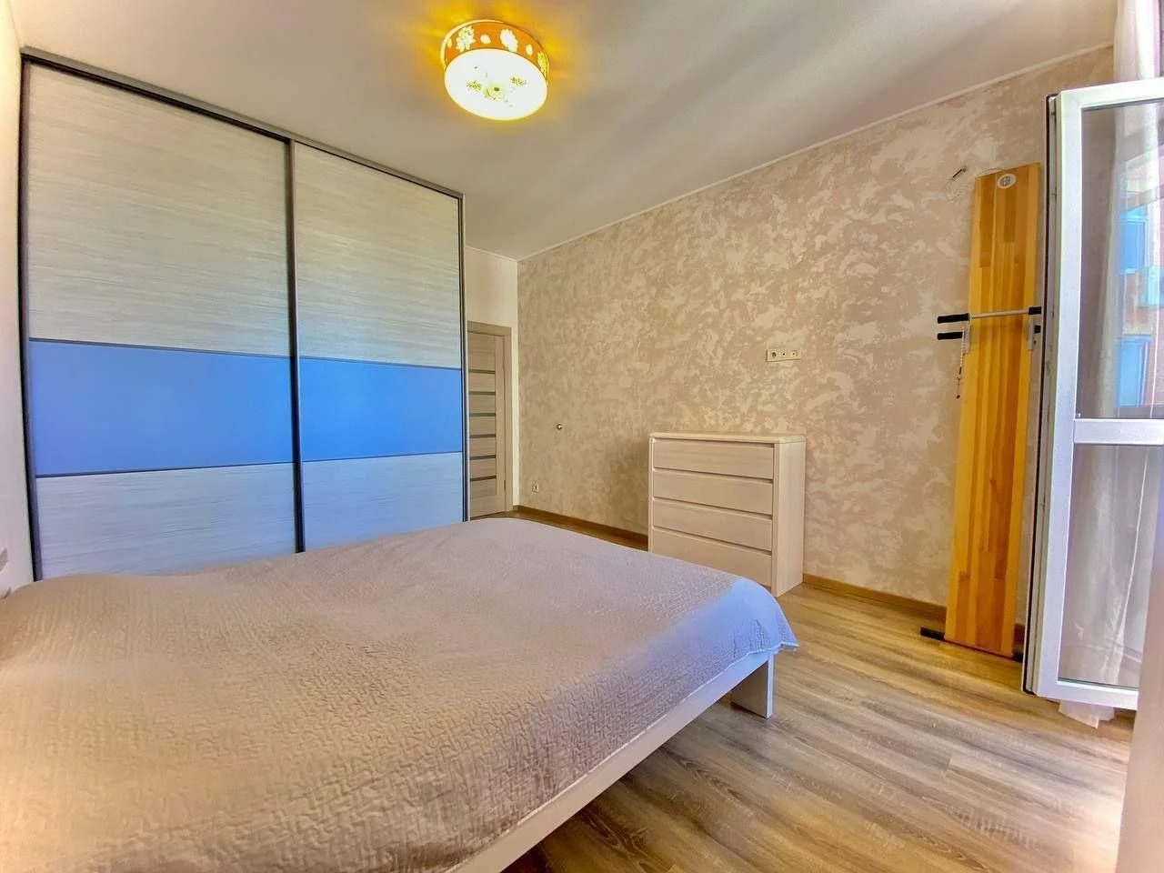 Продам. 2к. квартиру в новобудові, ЖК «Гранд», Павлово Поле,