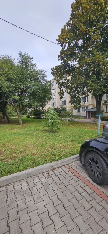 Квартира двокімнатна. Продаж. 50.6м2