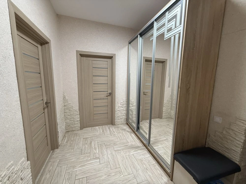 Продаж 2-кімнатної квартири з автономним опаленням, ремонтом