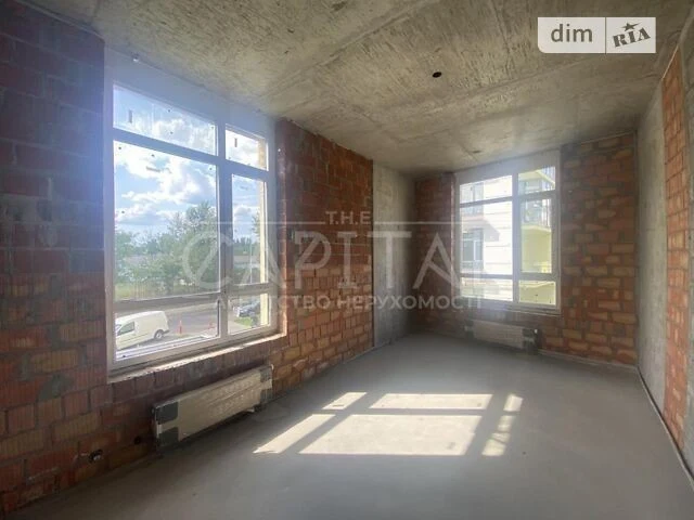 Продаж 2к квартири 75 кв. м на вул. Богатирська 32 • ID 3465