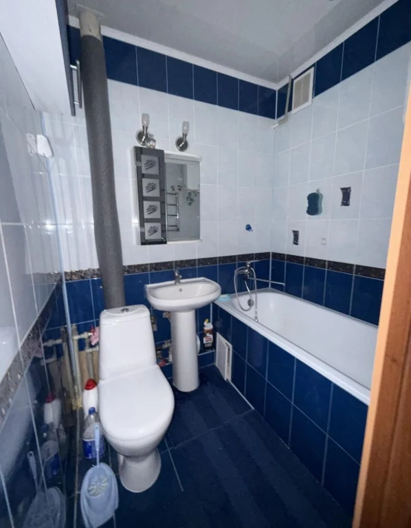 Продається 2кімнатна квартира 44.3 м² біля метро Армійська |