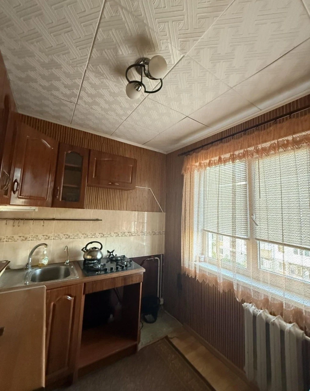 Продається 2кімнатна квартира 44.3 м² біля метро Армійська |