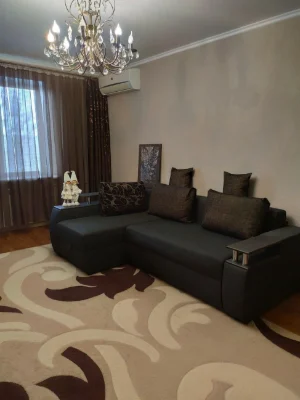 Продаж 2-к.квартири з ремонтом,новобудова, метро Наукова
