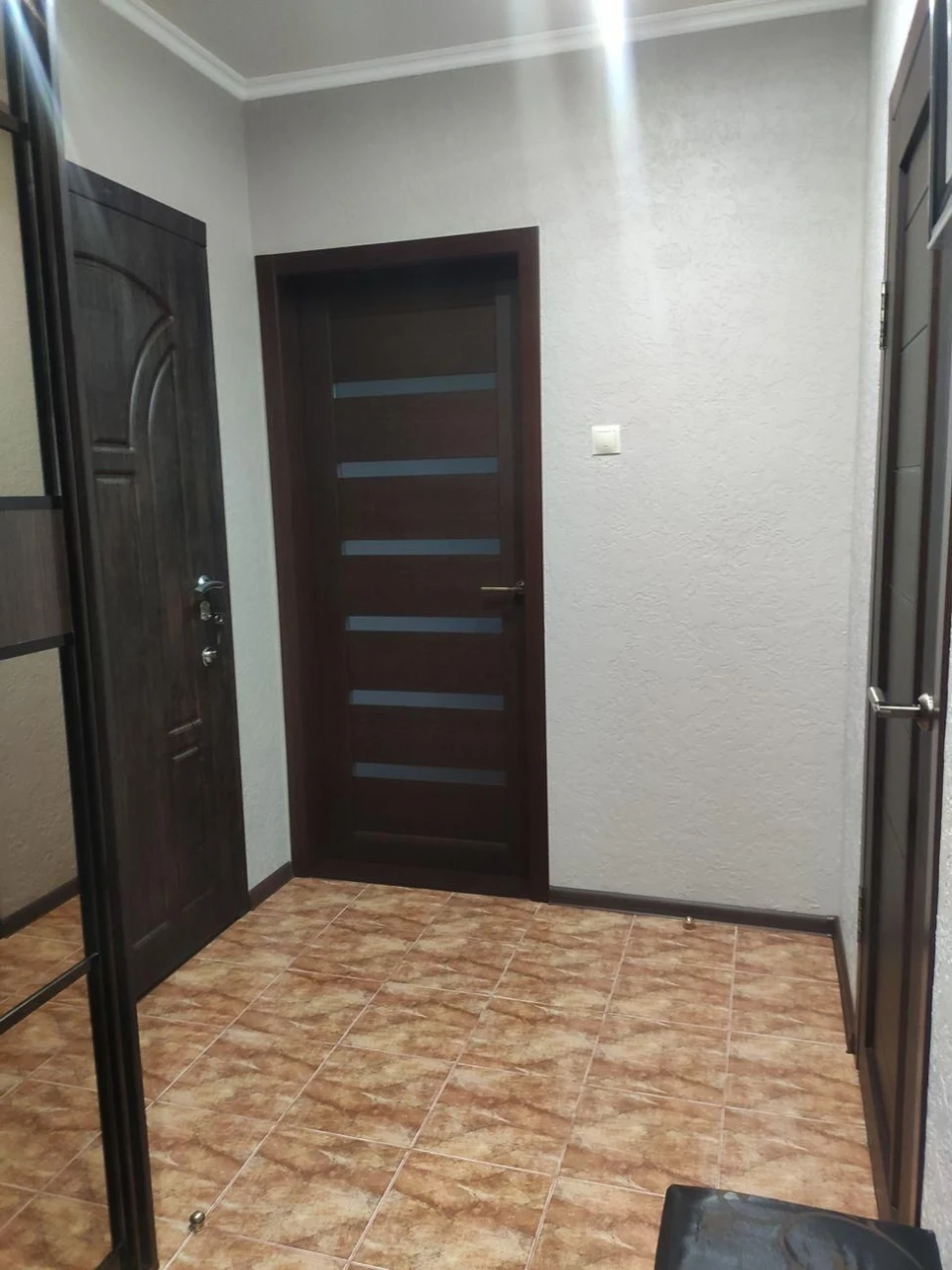 Продаж 2-к.квартири з ремонтом,новобудова, метро Наукова