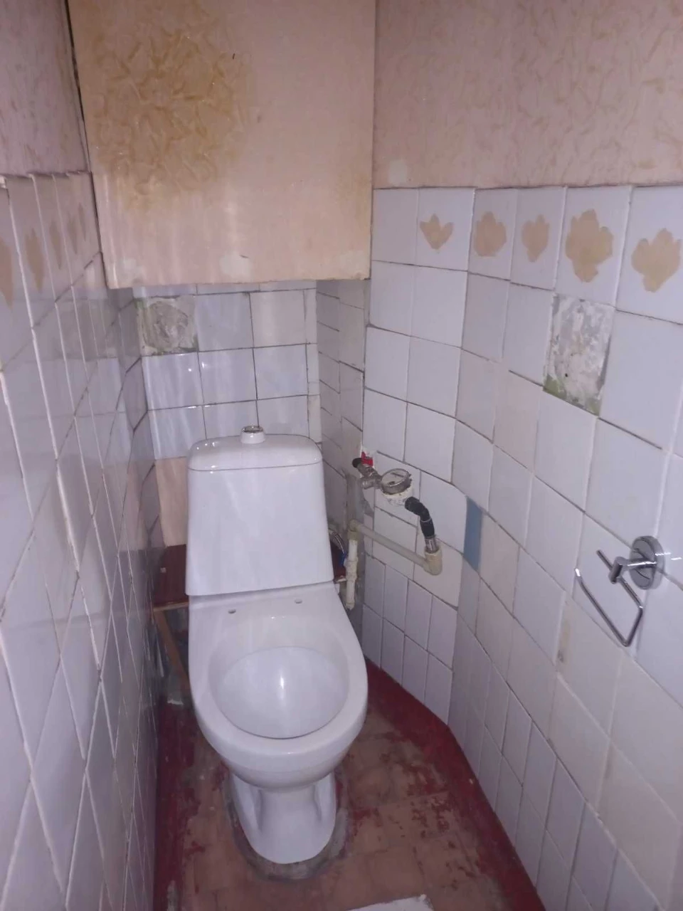 Продам 2 к. квартиру на Салтовке, м. Студенческая,  ул. Свет