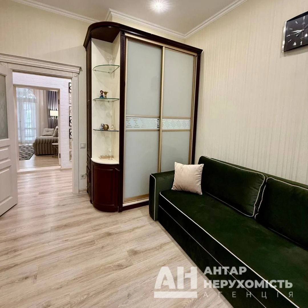 Продається 3 квартира з ремонтом, технікою і меблями!!