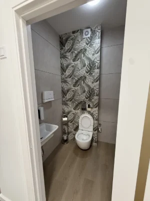 Таунхаус площею 400 кв.м., під комерцію