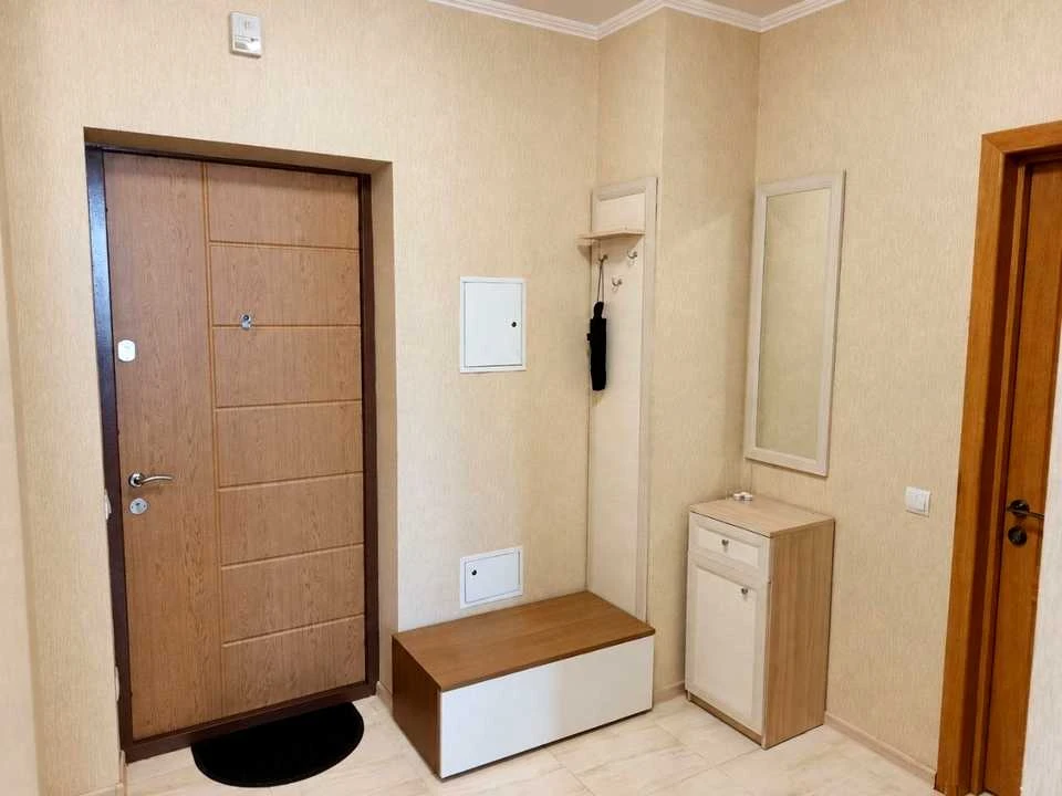 Квартира. Київ, Богатирська вул.
