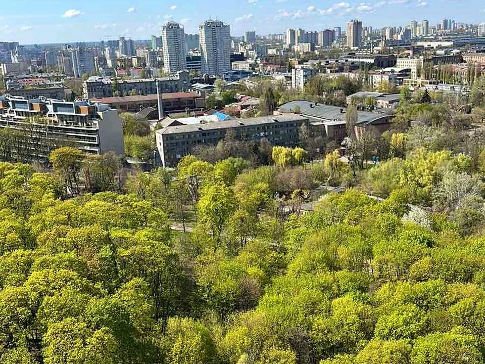 Квартира. Київ, Дегтярівська вул.