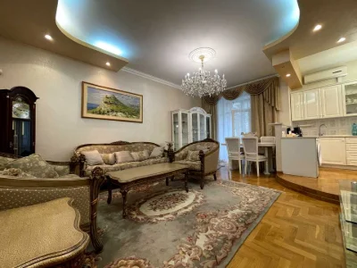 Квартира. Київ, Пилипа Орлика вул.