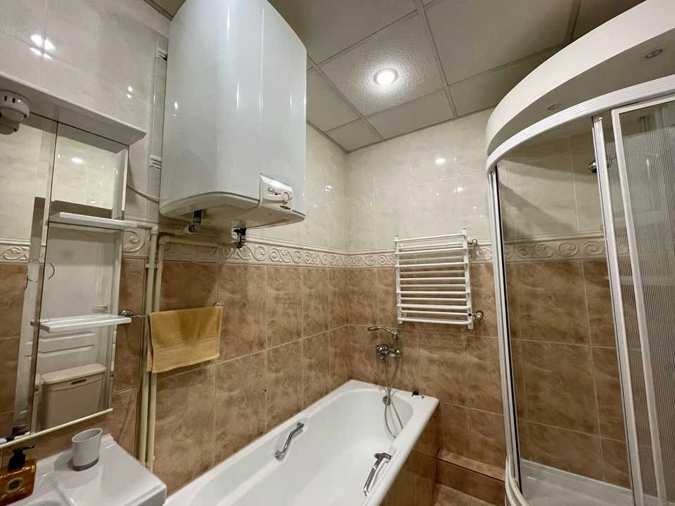 Квартира. Київ, Пилипа Орлика вул.