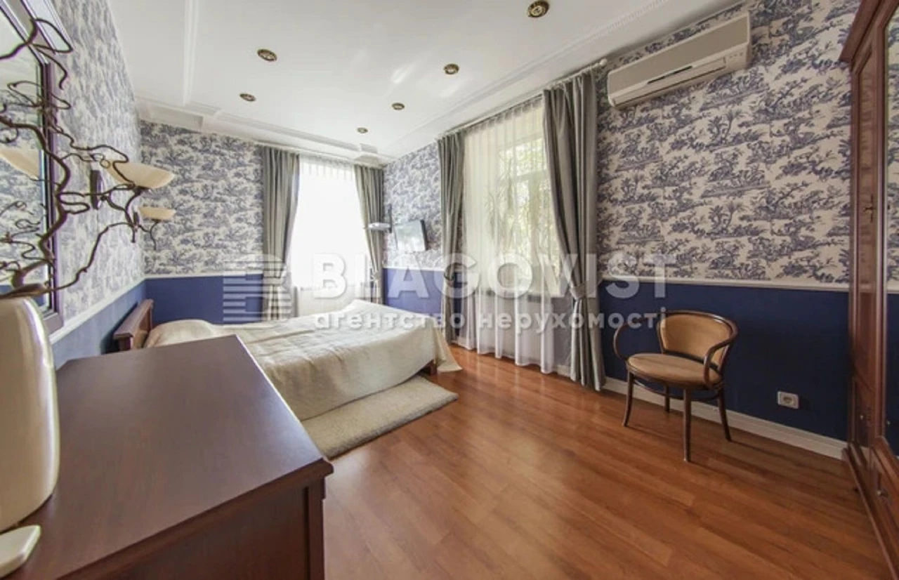 Оренда квартири вул. Костельна в Києві / W-7471793