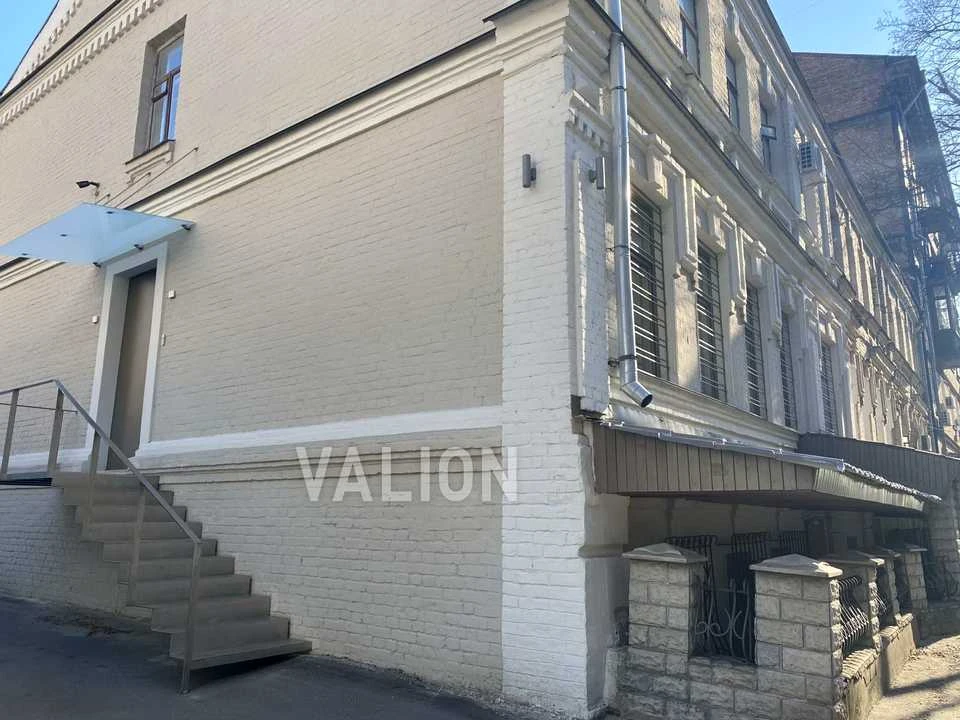 Apartment. Kyiv, Shchekavytska St.