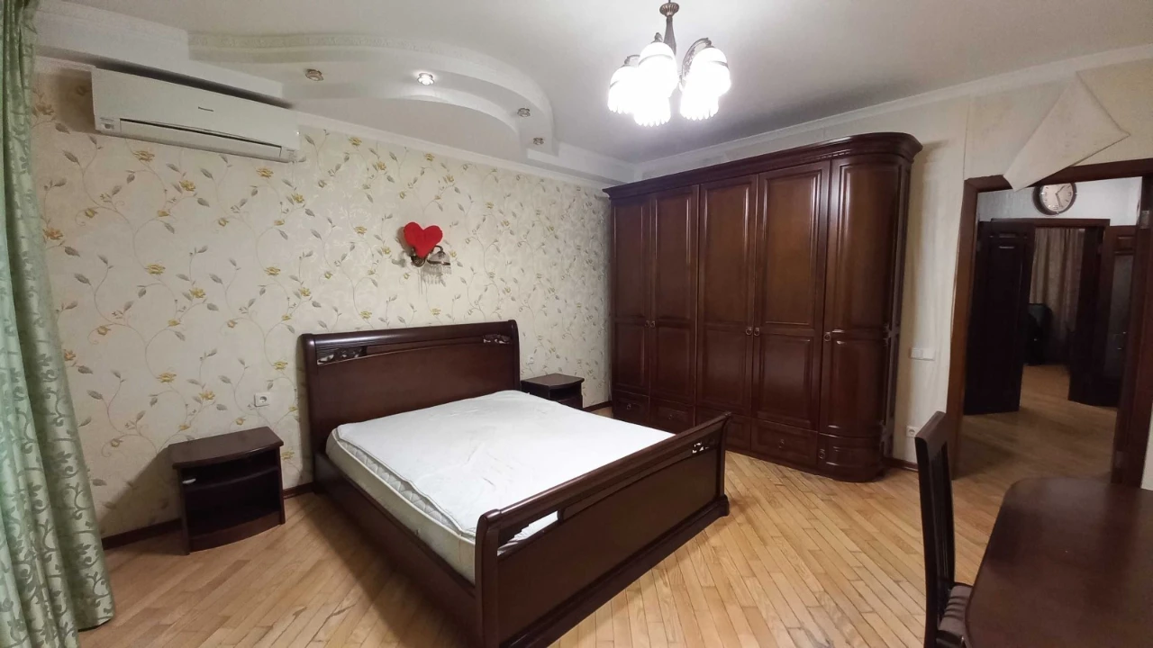 пр-т Голосіївський 30Б, оренда 2к квартири, м Деміївська за