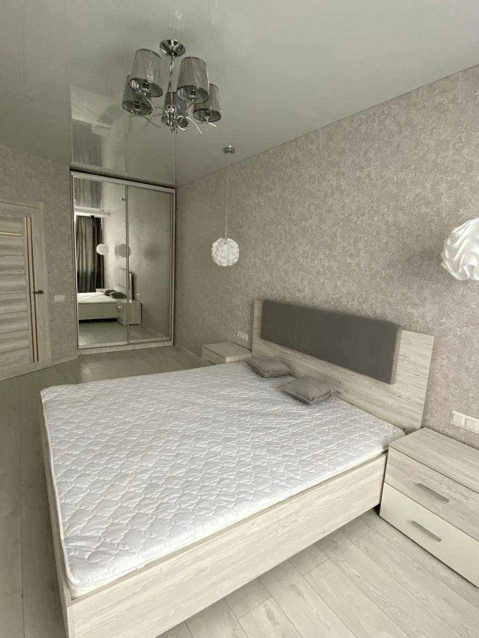 Оренда сучасної 1 кімнатної квартири 65м² в ЖК Elyseum, вул.