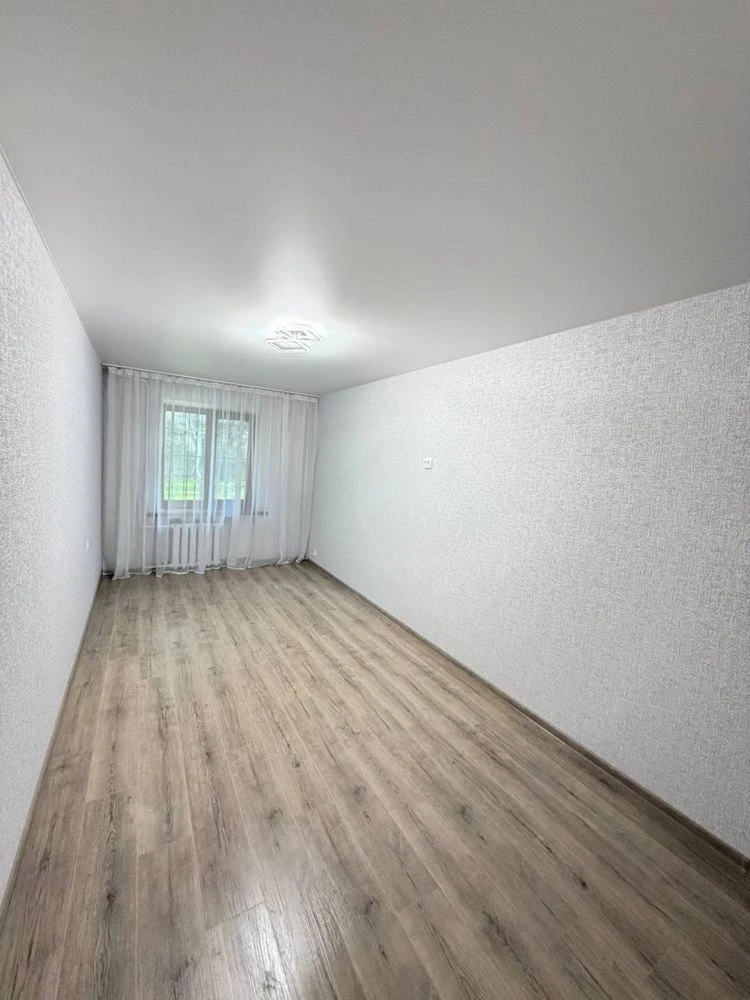 Продаж 3к квартири ЮТЗ