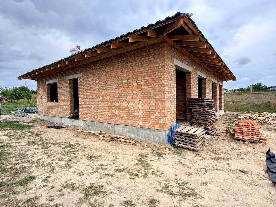 Будинок. Рівне, Квіткова