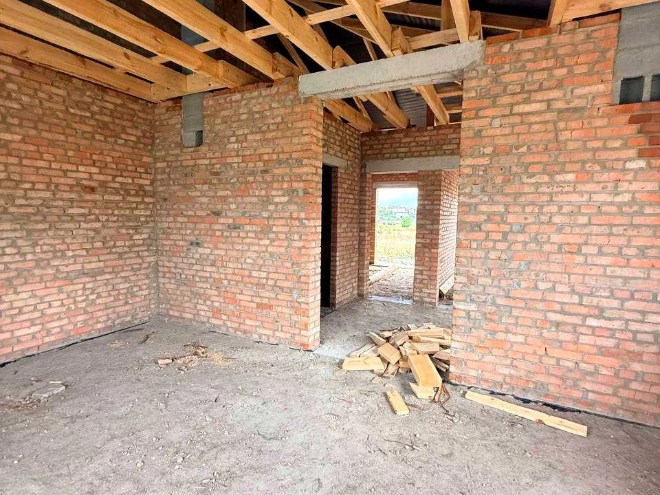 Будинок. Рівне, Квіткова