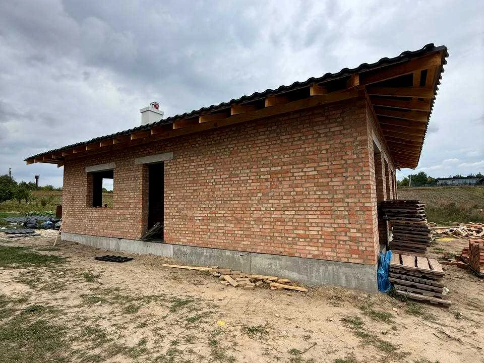 Будинок. Рівне, Квіткова